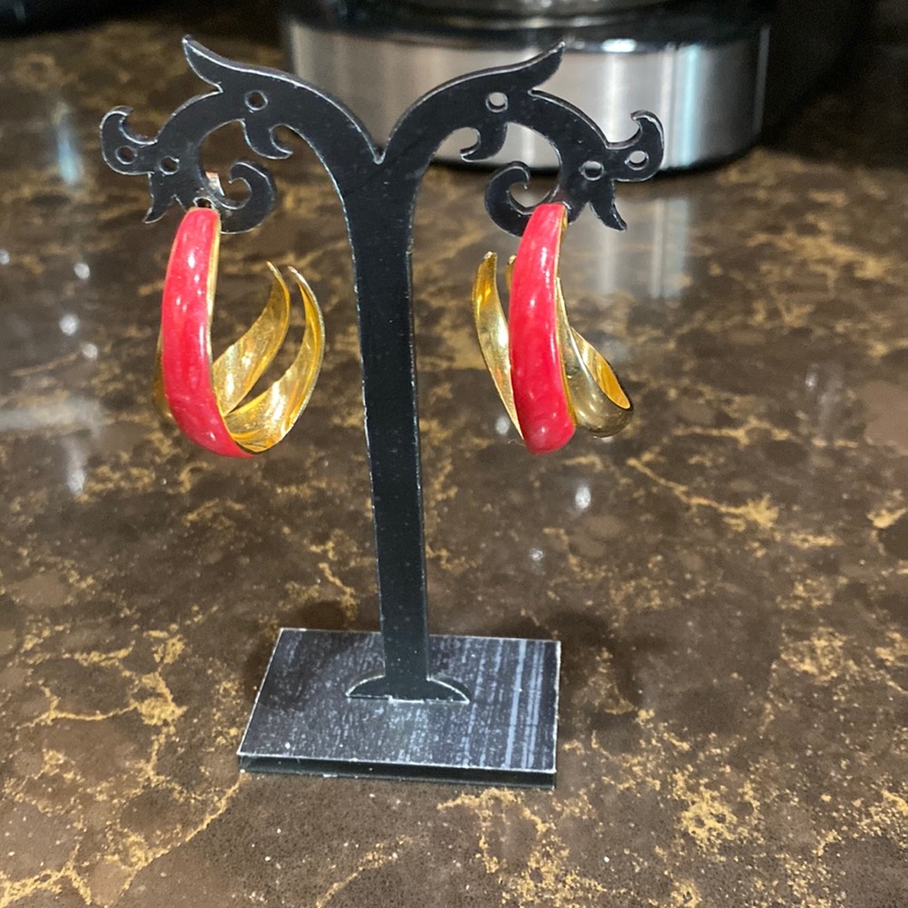 Dillards Vintage red enameled and gold semi hoop pierced earrings EUC